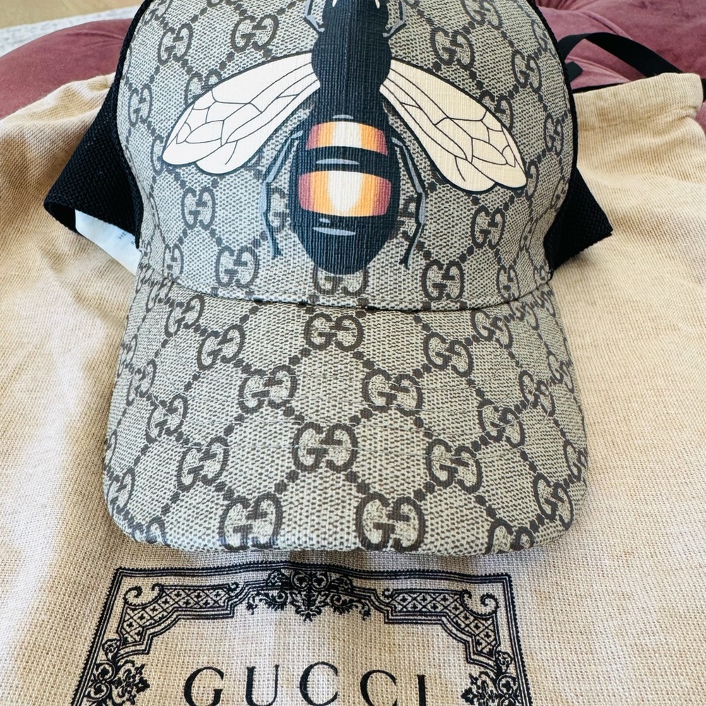 Gucci Tan and Black GG Bee Hat
